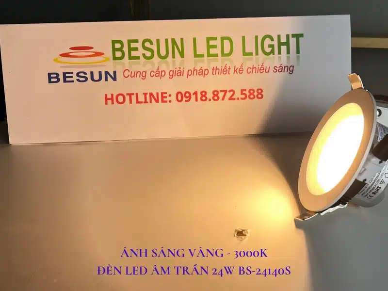 Đèn LED âm trần 3 màu 24W BS-24140S - Ánh sáng vàng (3000K)